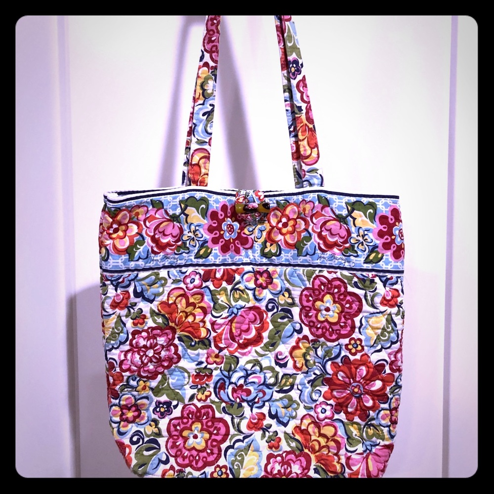 Vera Bradley Hand bag